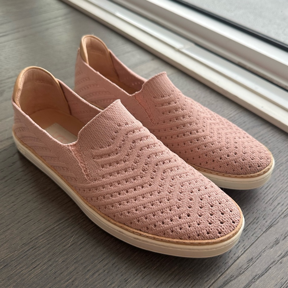 UGG Sammy Chevron Slip On Sneaker NWOT